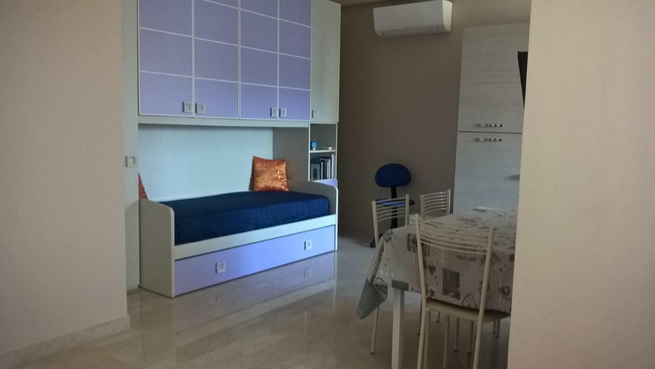 A "Casa Inn-Centro" Monolocale カターニア エクステリア 写真